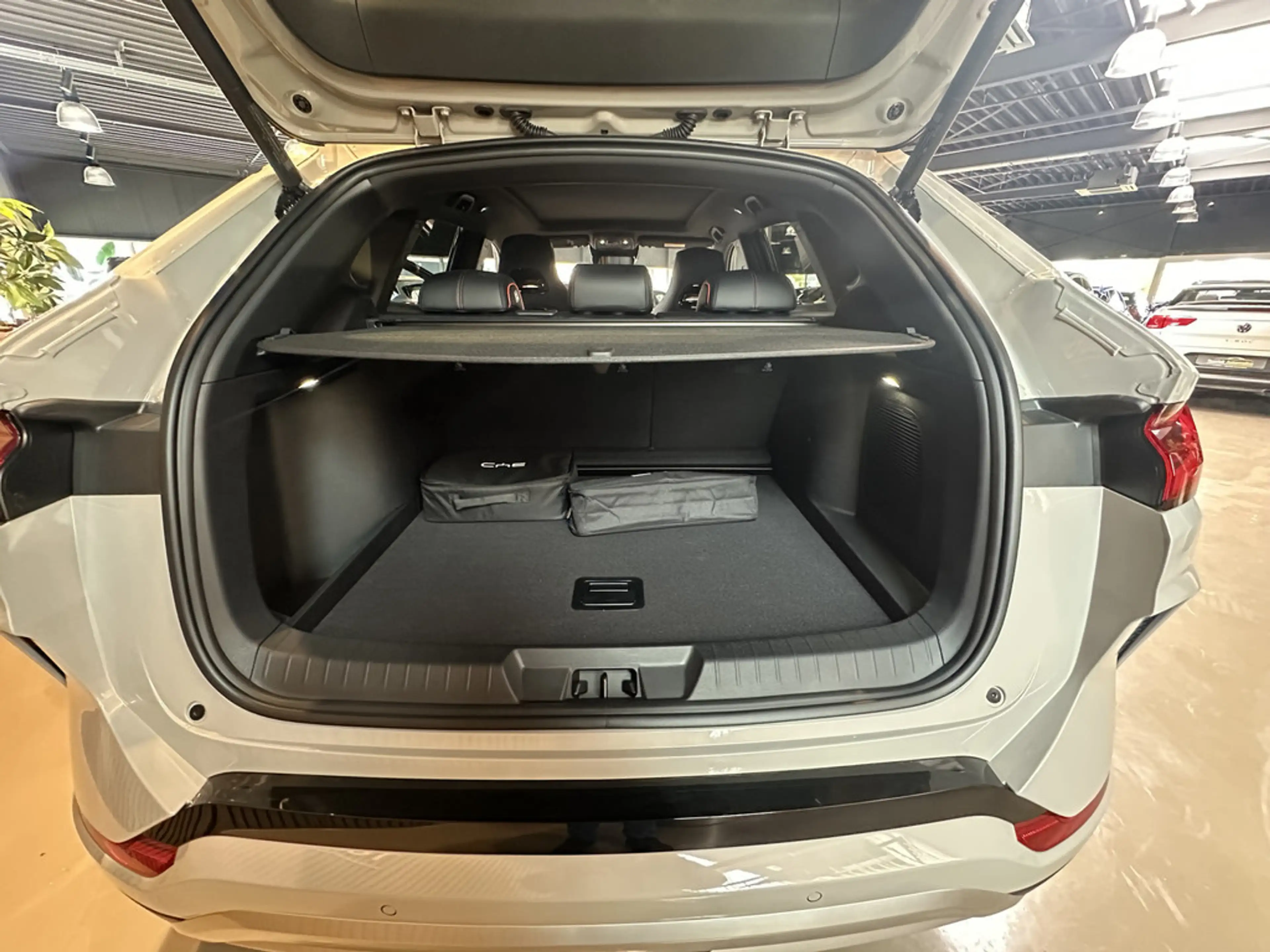 BYD Seal U NIEUW BINNEN BLACK EDITION 1.5 DM U Boost PANORAMA — photo 5