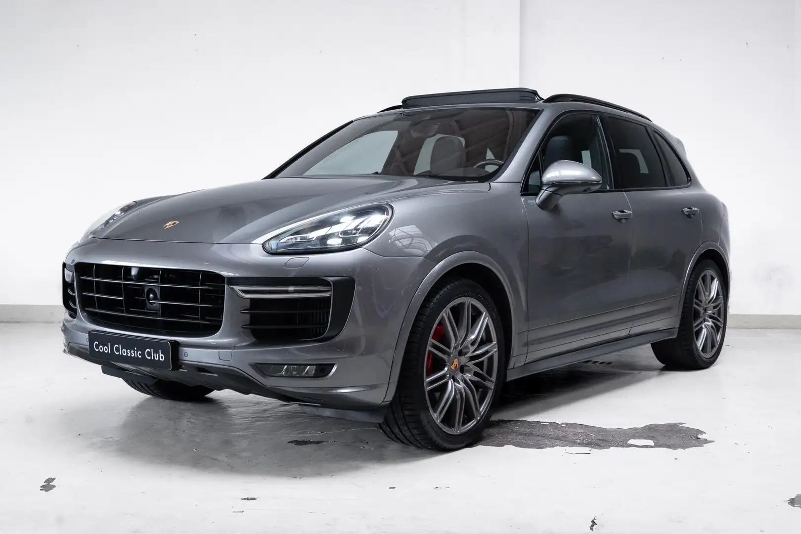 Porsche Cayenne 3.6 GTS - Panorama - Sport Chrono - Gris - 1