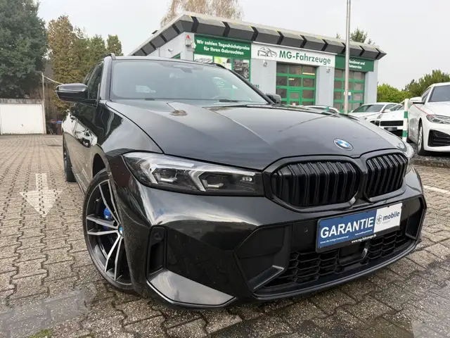 BMW 330 d xDrive Touring M SPORT PRO PANO STANDH. AHK