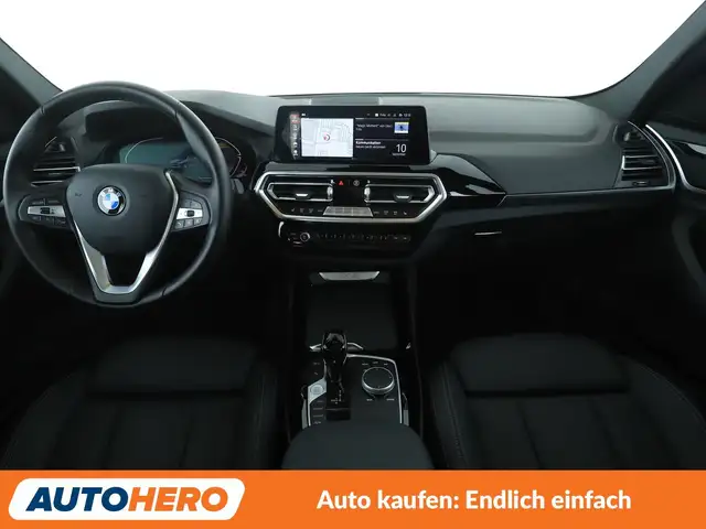 BMW X3 view 12