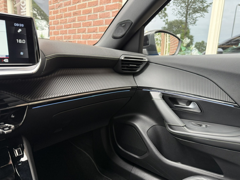 Peugeot 2008 1.2 PureTech GT-line LEER / VIRTUAL.COCKPIT / KEYL — photo 41