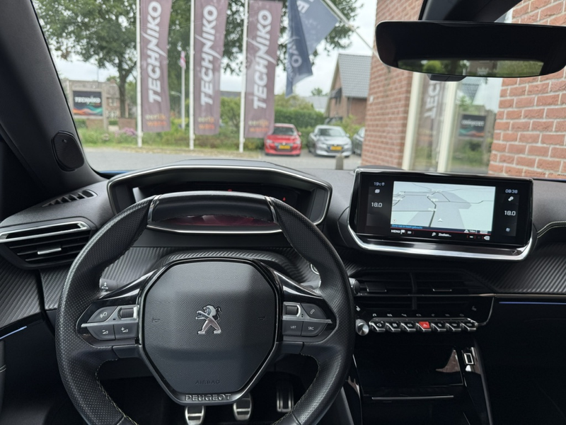 Peugeot 2008 1.2 PureTech GT-line LEER / VIRTUAL.COCKPIT / KEYL — photo 8