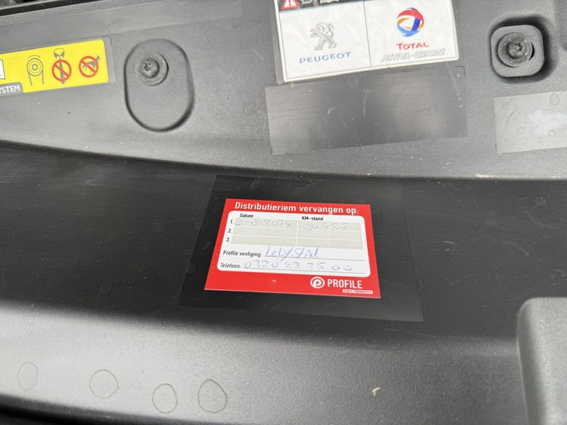 Peugeot 2008 1.2 PureTech GT-line LEER / VIRTUAL.COCKPIT / KEYL — photo 15