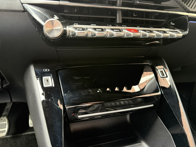 Peugeot 2008 1.2 PureTech GT-line LEER / VIRTUAL.COCKPIT / KEYL — photo 31