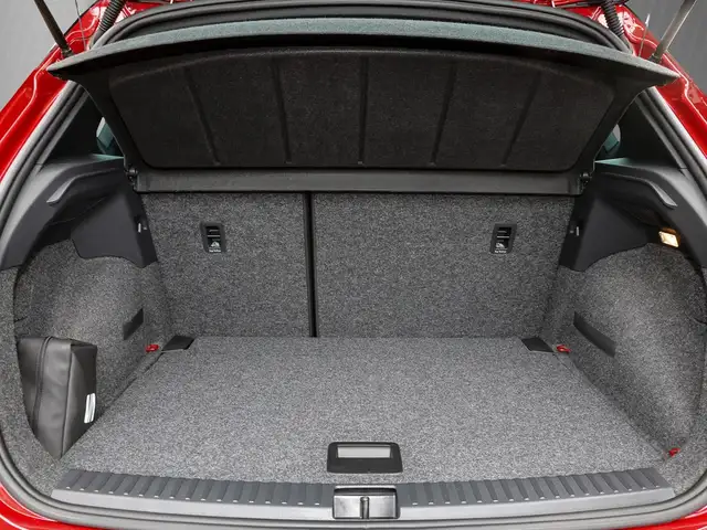 Seat Arona view 8
