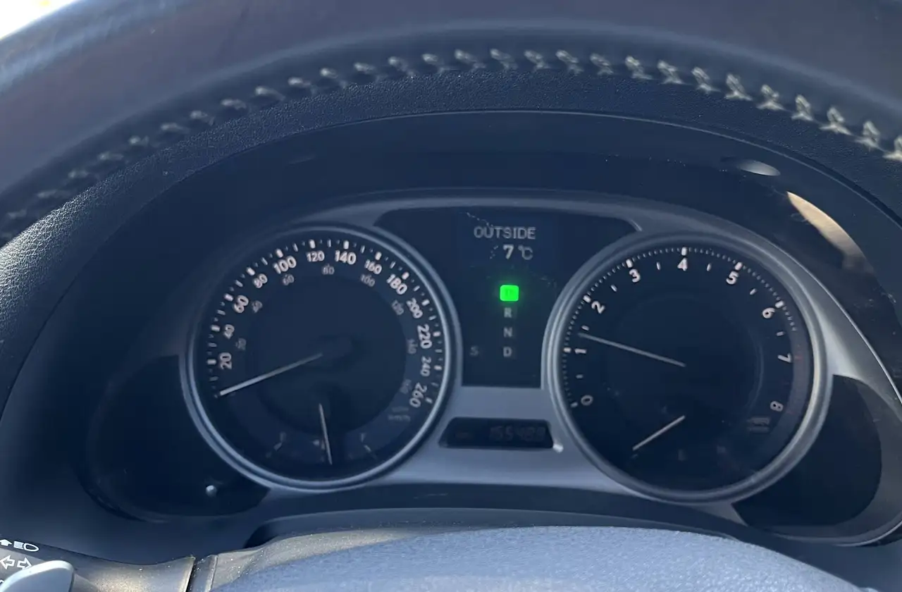 Lexus IS снимка Lexus IS