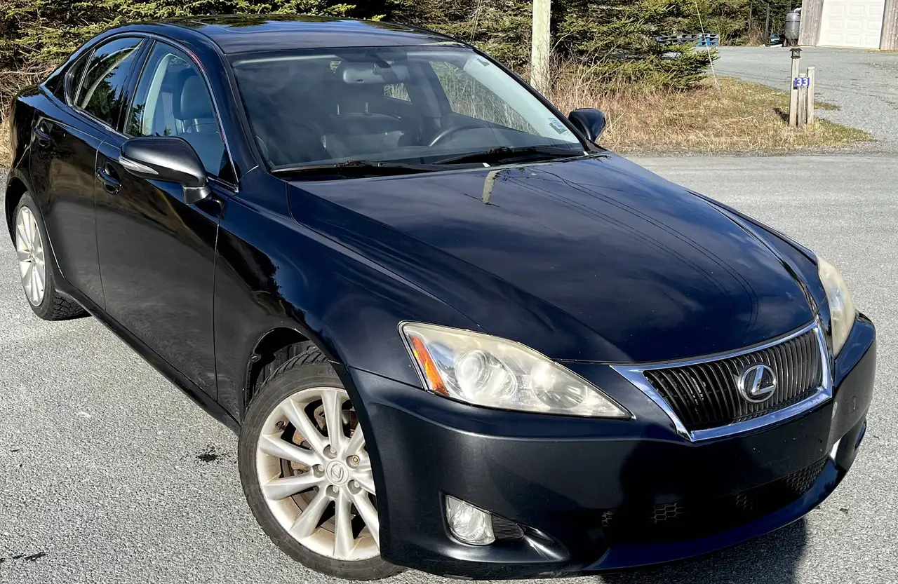 Lexus IS снимка Lexus IS