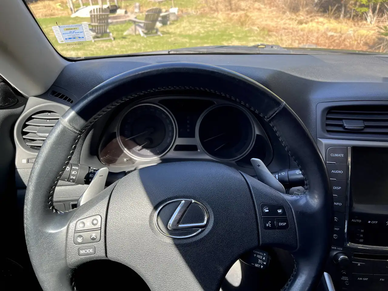 Lexus IS снимка Lexus IS