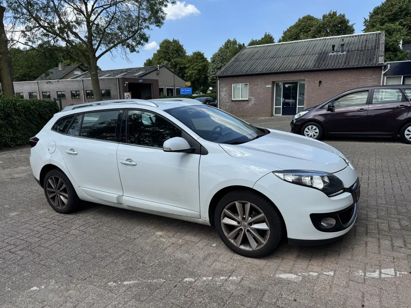 Renault Megane Estate 1.5 dCi Expression Navi Climate Control Weiß - 2