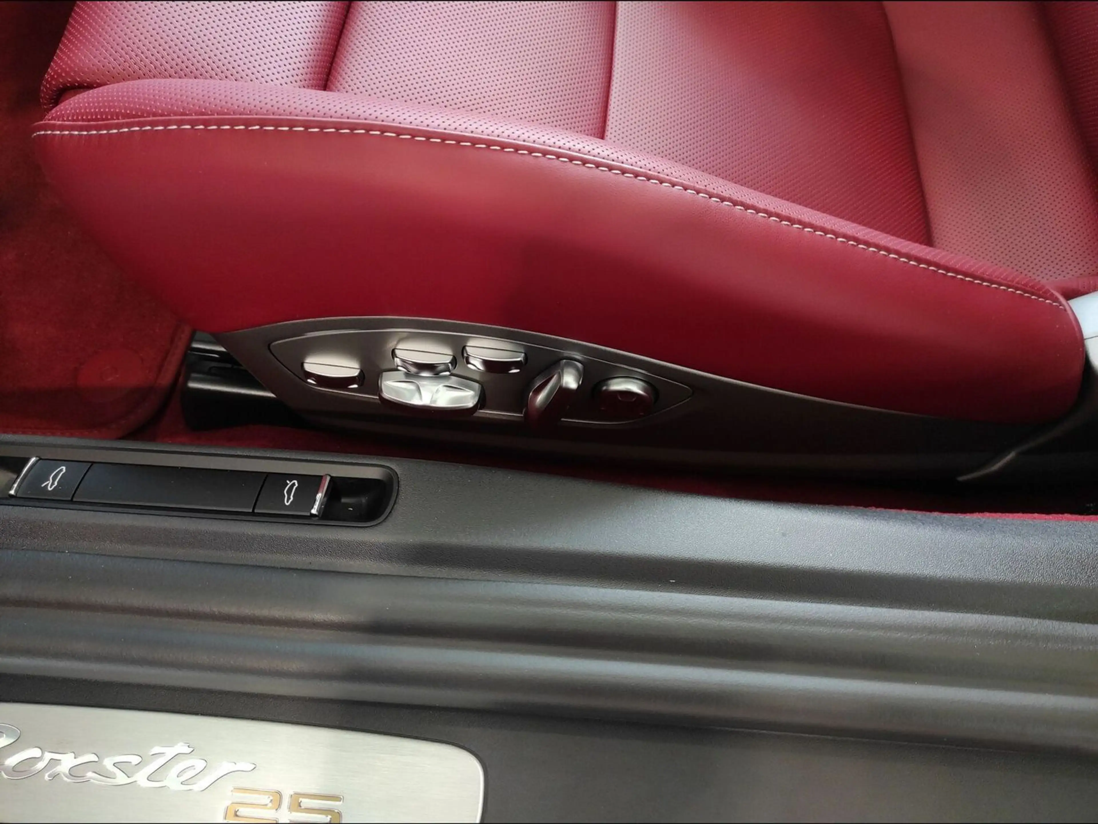 Porsche Boxster 718 25 Jahre 1.678KM COLLECTOR EXCELLENT CONDITION — photo 8