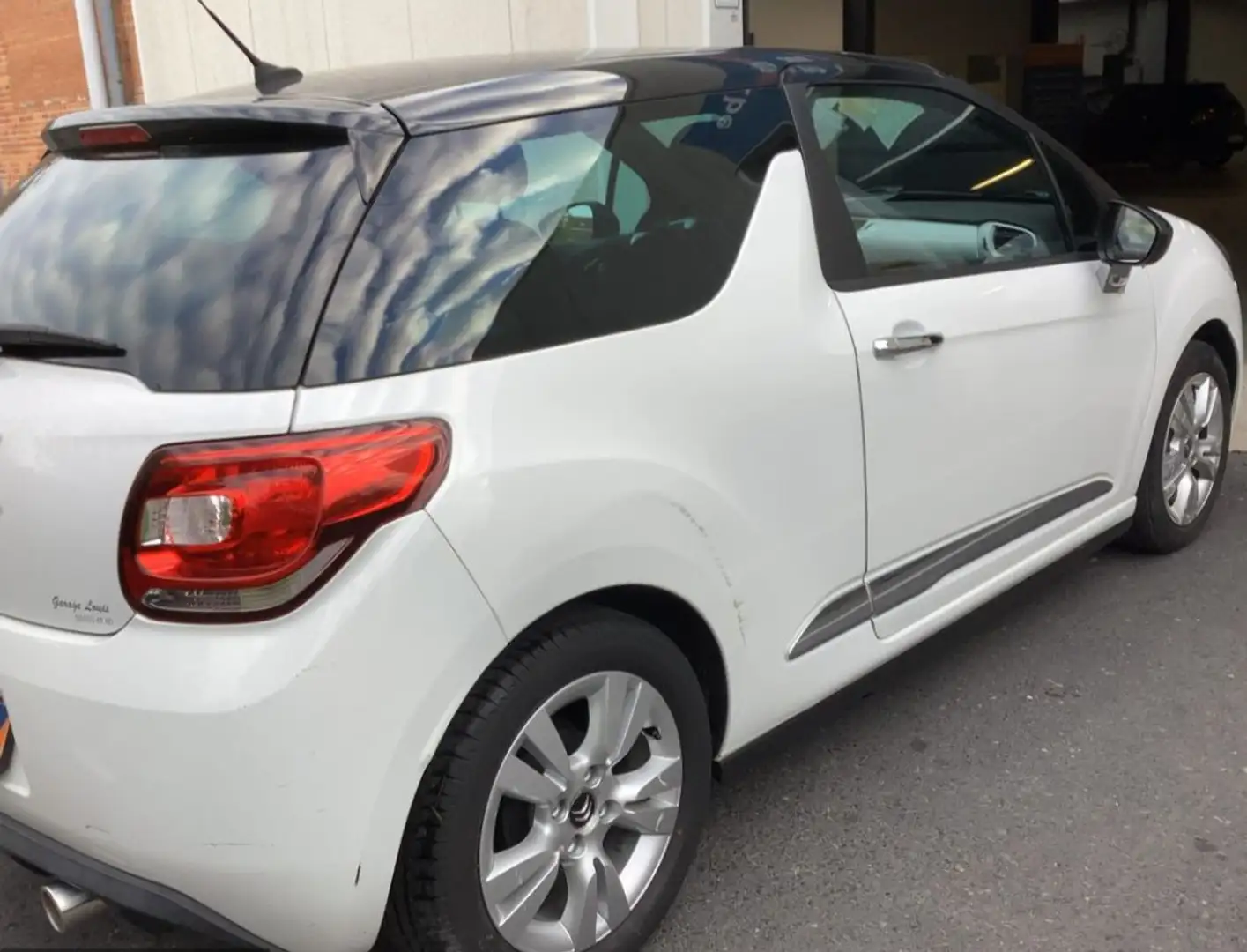 DS Automobiles DS 3 DS3 1.2 82CV VTI CHIC Wit - 2