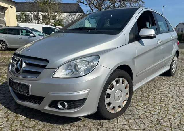 Mercedes-Benz B 180 B 180 CDI /Anhängerkupplung