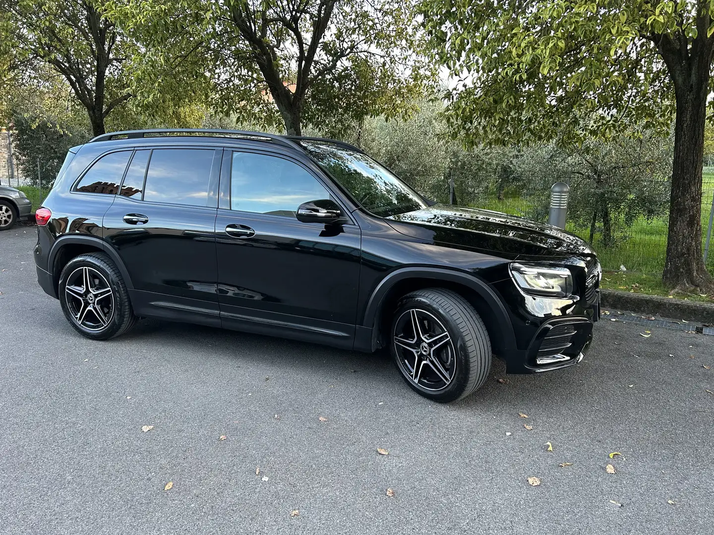 Mercedes-Benz GLB 200 Amg line night edition - 1