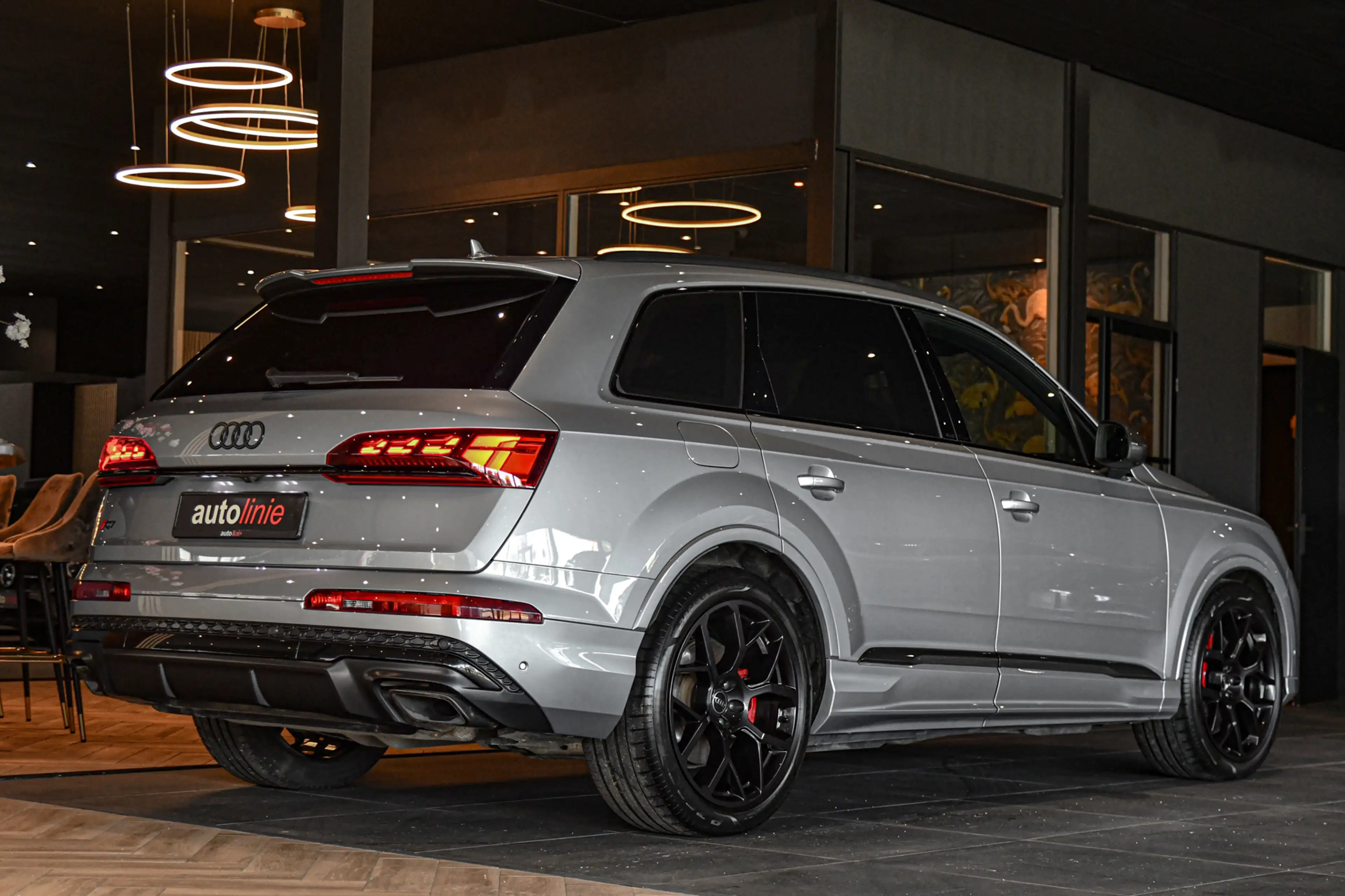 Audi Q7 60 TFSI e quattro Pro Line S Competition, Carbon, — photo 4