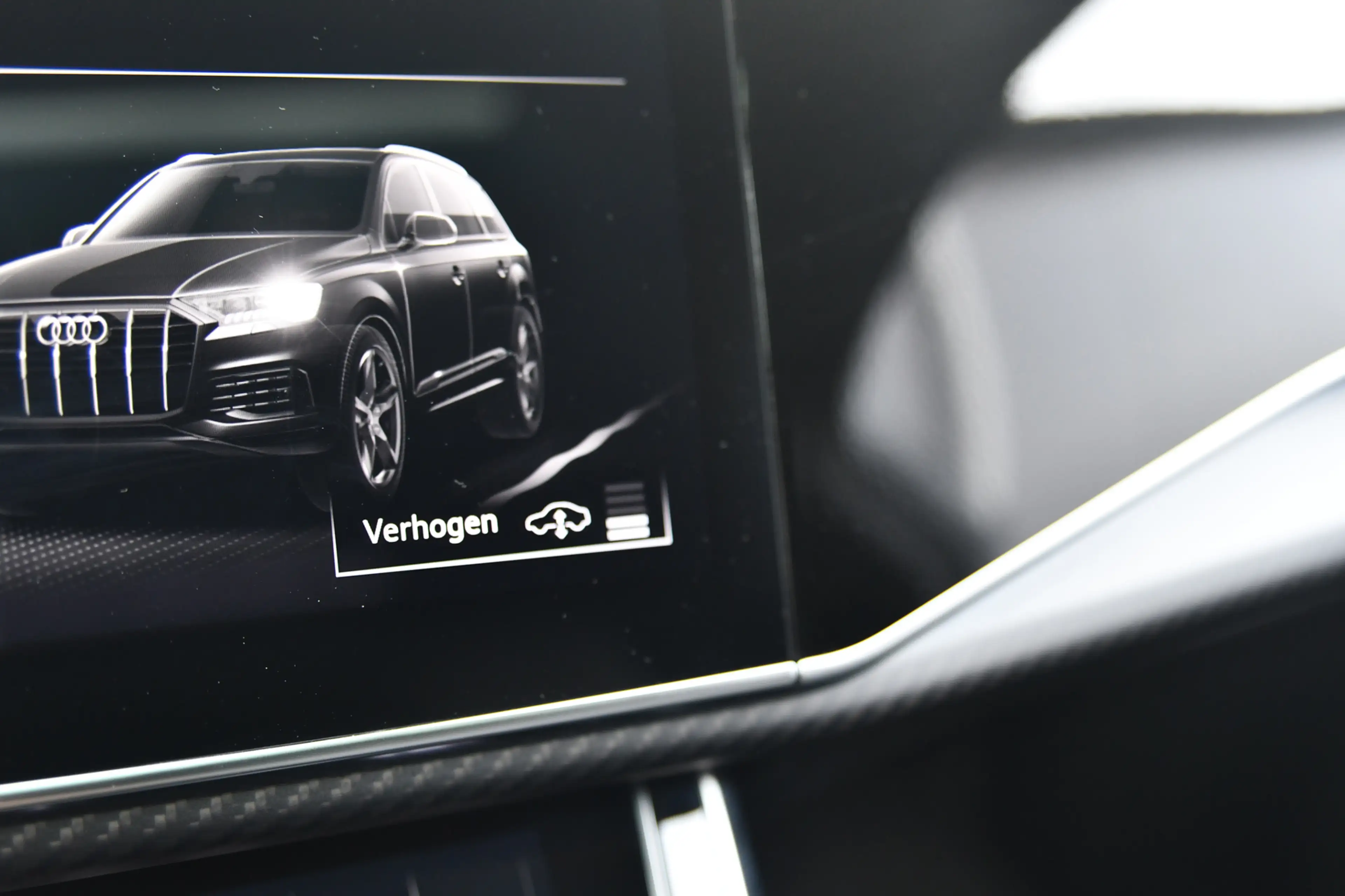 Audi Q7 60 TFSI e quattro Pro Line S Competition, Carbon, — photo 33