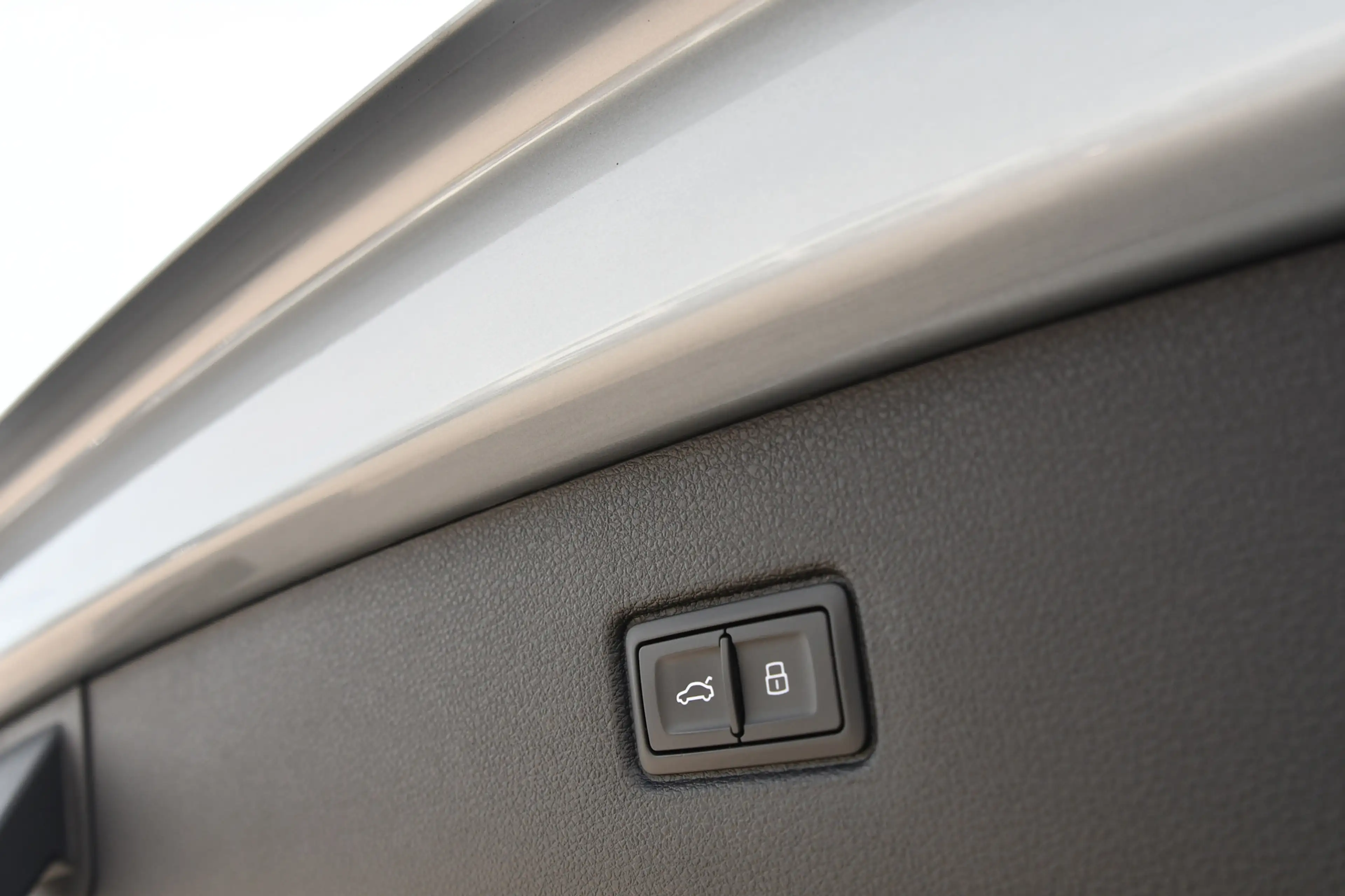 Audi Q7 60 TFSI e quattro Pro Line S Competition, Carbon, — photo 39