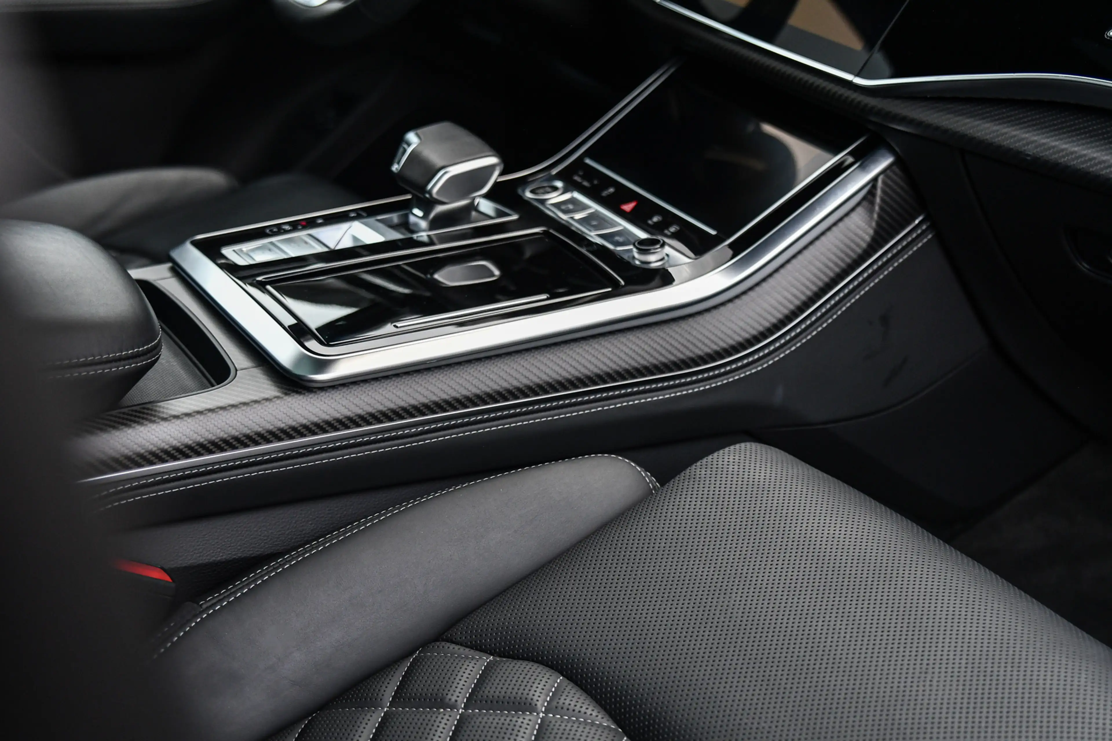 Audi Q7 60 TFSI e quattro Pro Line S Competition, Carbon, — photo 44