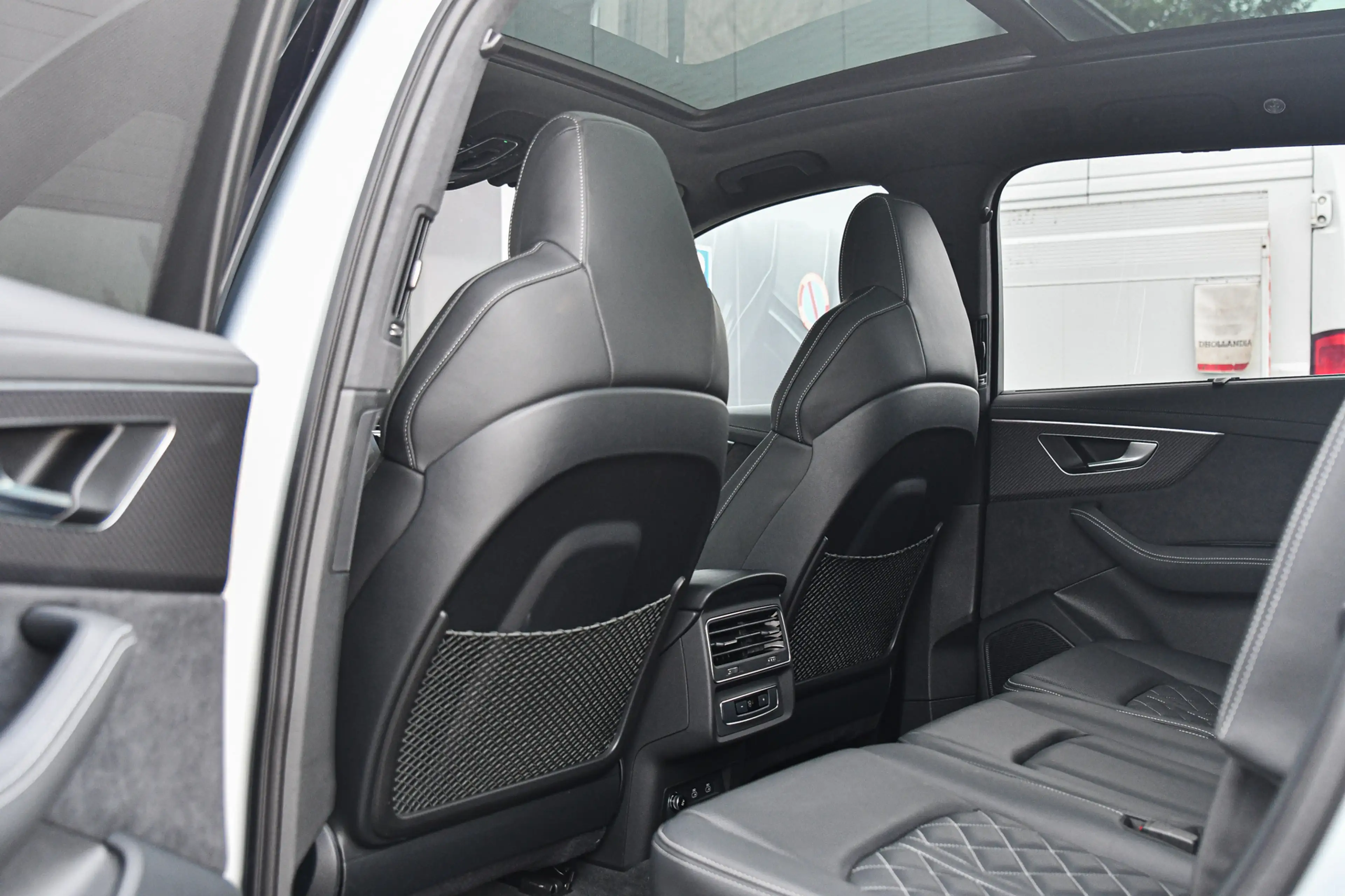 Audi Q7 60 TFSI e quattro Pro Line S Competition, Carbon, — photo 36