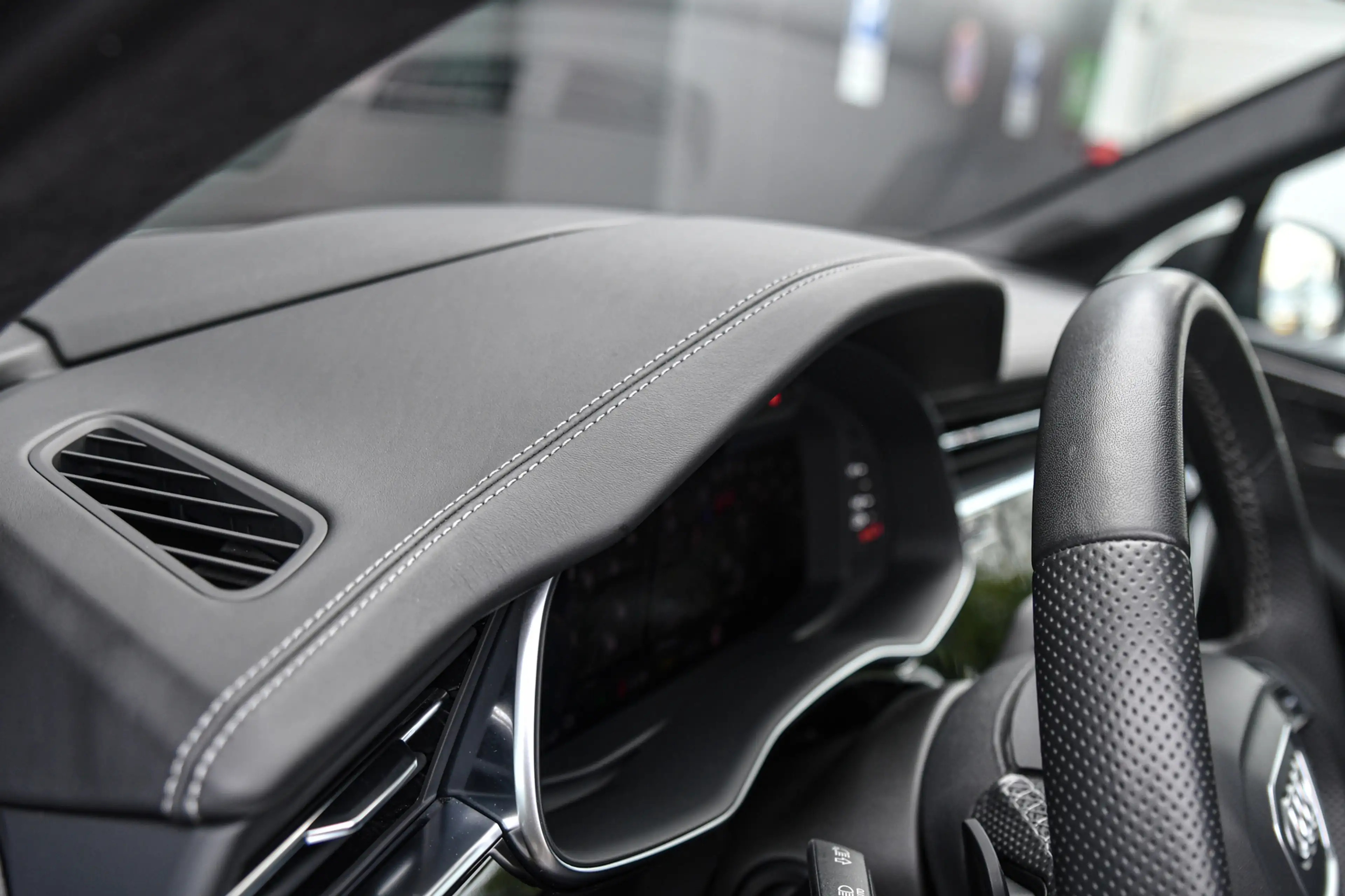Audi Q7 60 TFSI e quattro Pro Line S Competition, Carbon, — photo 23