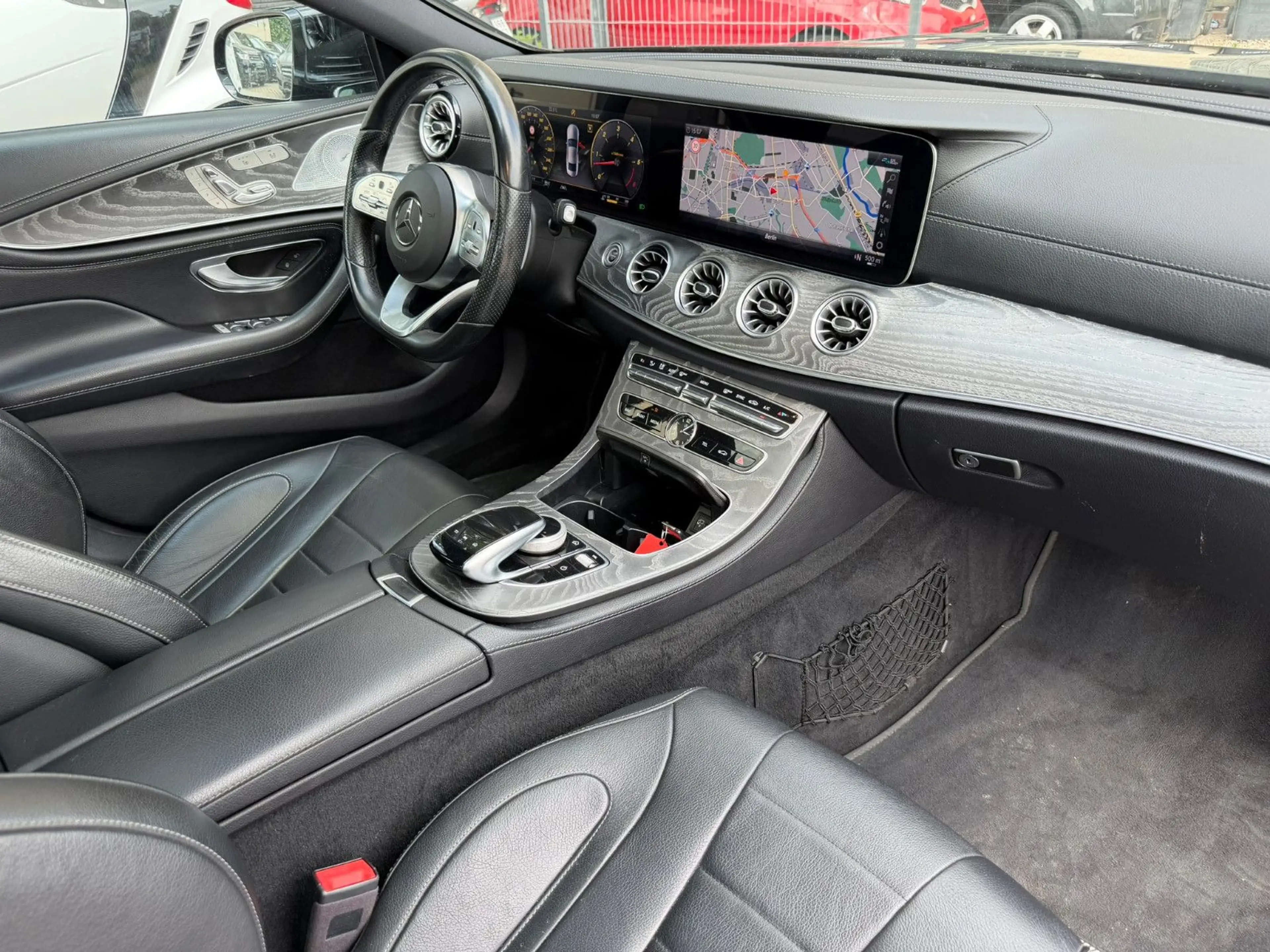 Mercedes-Benz CLS 350 d 4MATIC AMG Paket*Burmeister*Multibeam* — photo 14