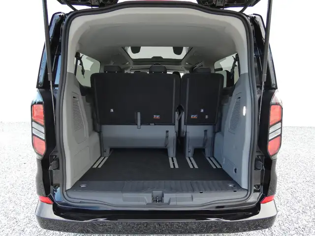 Ford Tourneo Custom Bus Allrad L2H1 Titanium +Pano Ansicht 13