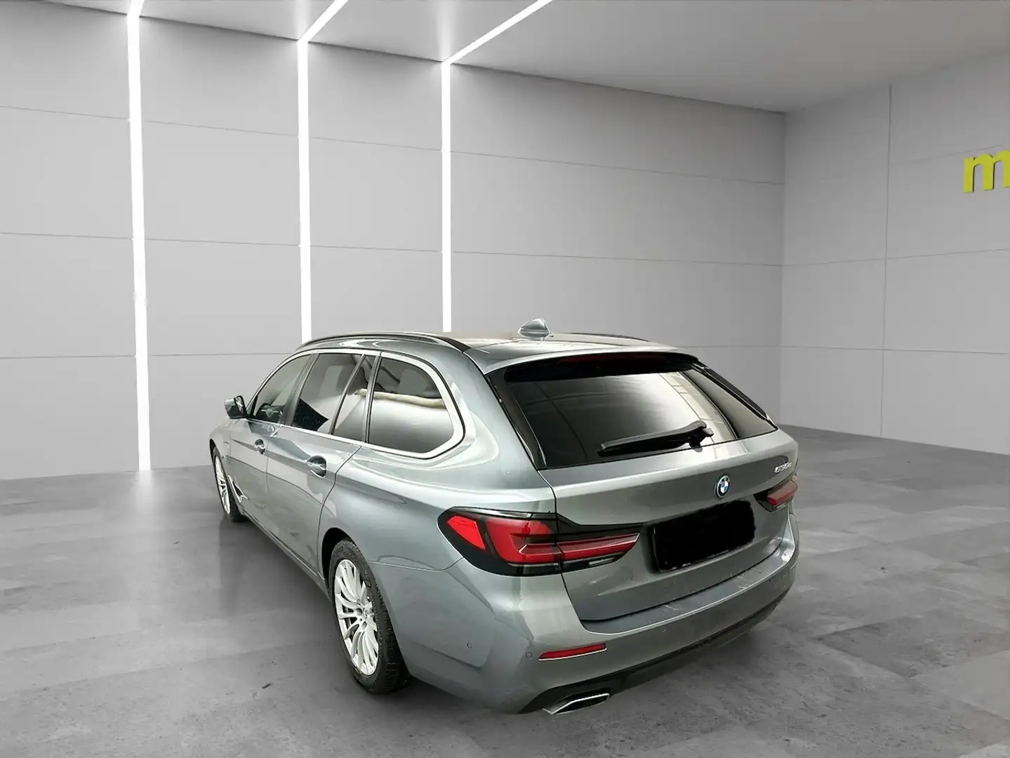 BMW 530 e Touring Aut. **ACC*LED*LEDER*AHK*ERST-BESITZ** Grau - 2
