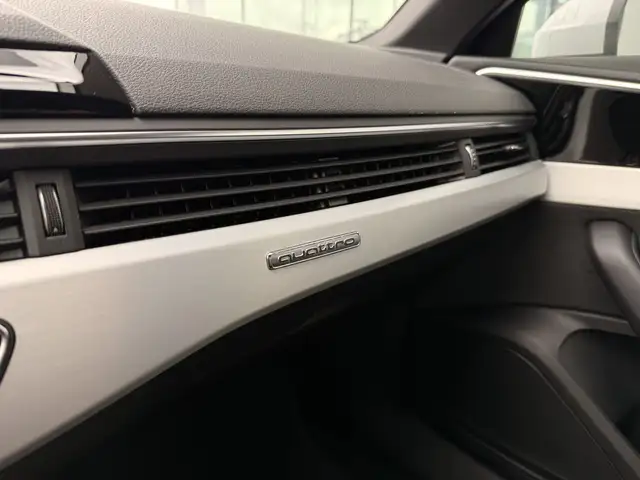 Audi A4 view 27