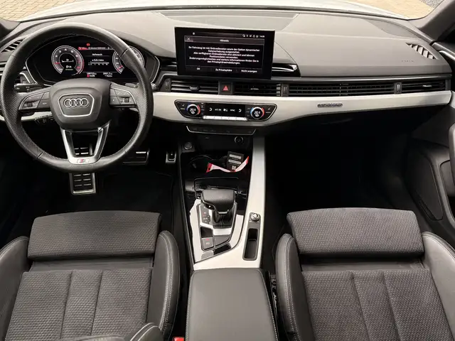 Audi A4 view 21