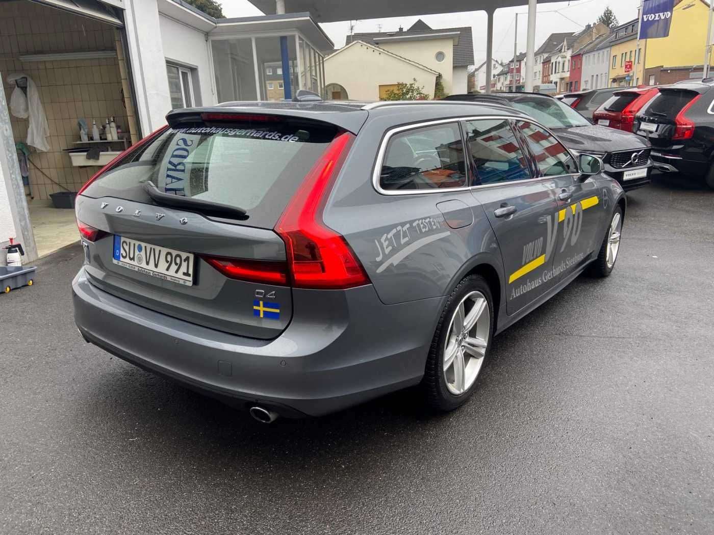 Volvo V90