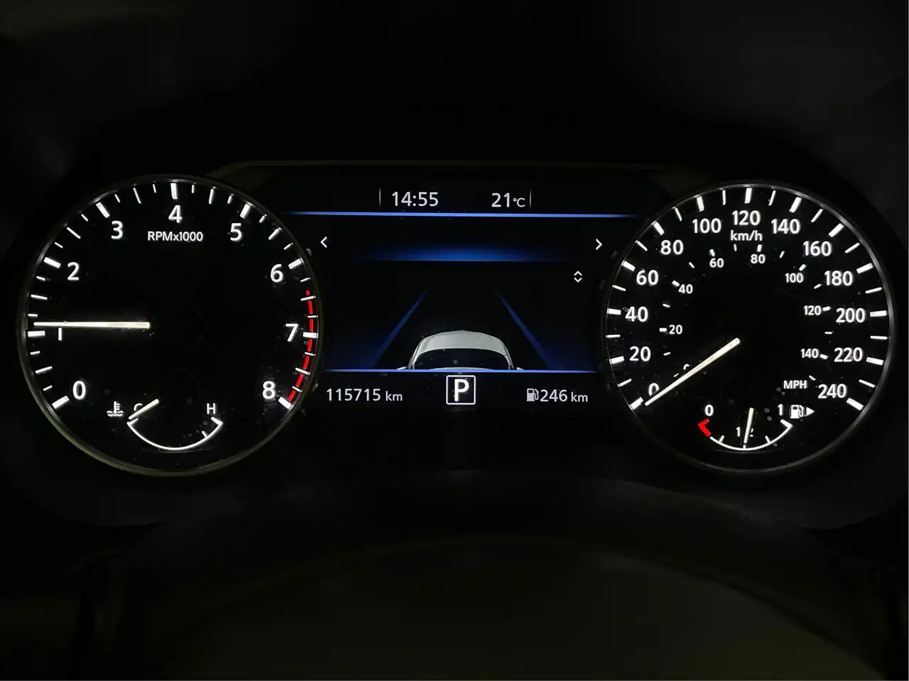 Nissan Sentra снимка Nissan Sentra