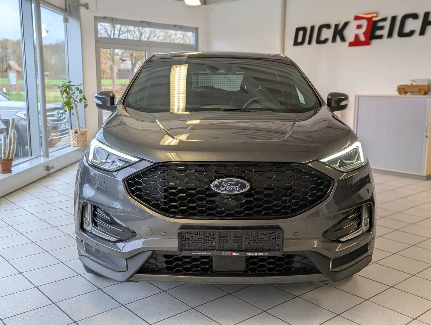 Ford Edge ST-Line 4x4 Pano Standheizung B&O AHK Gris - 2