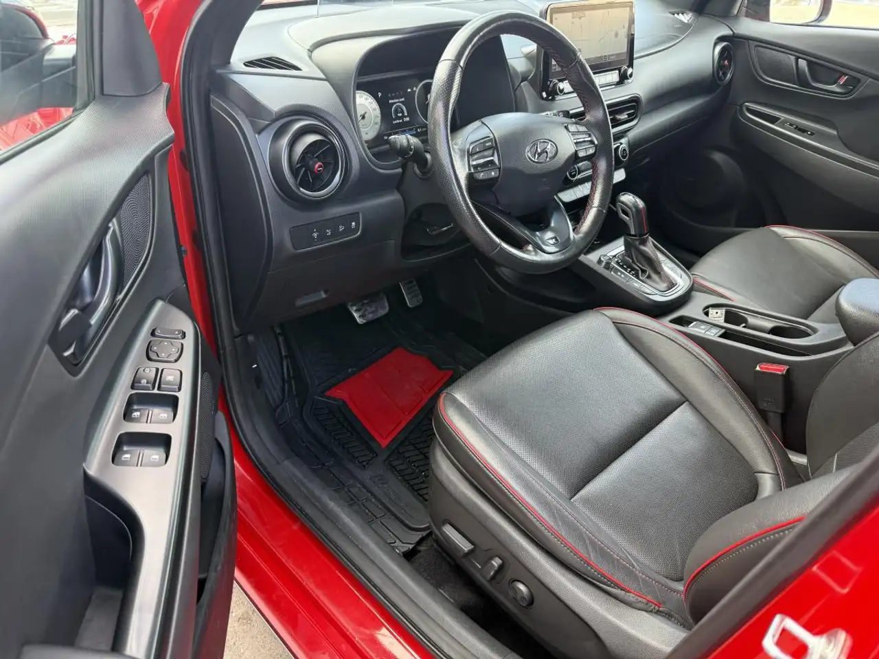 Hyundai KONA снимка Hyundai KONA