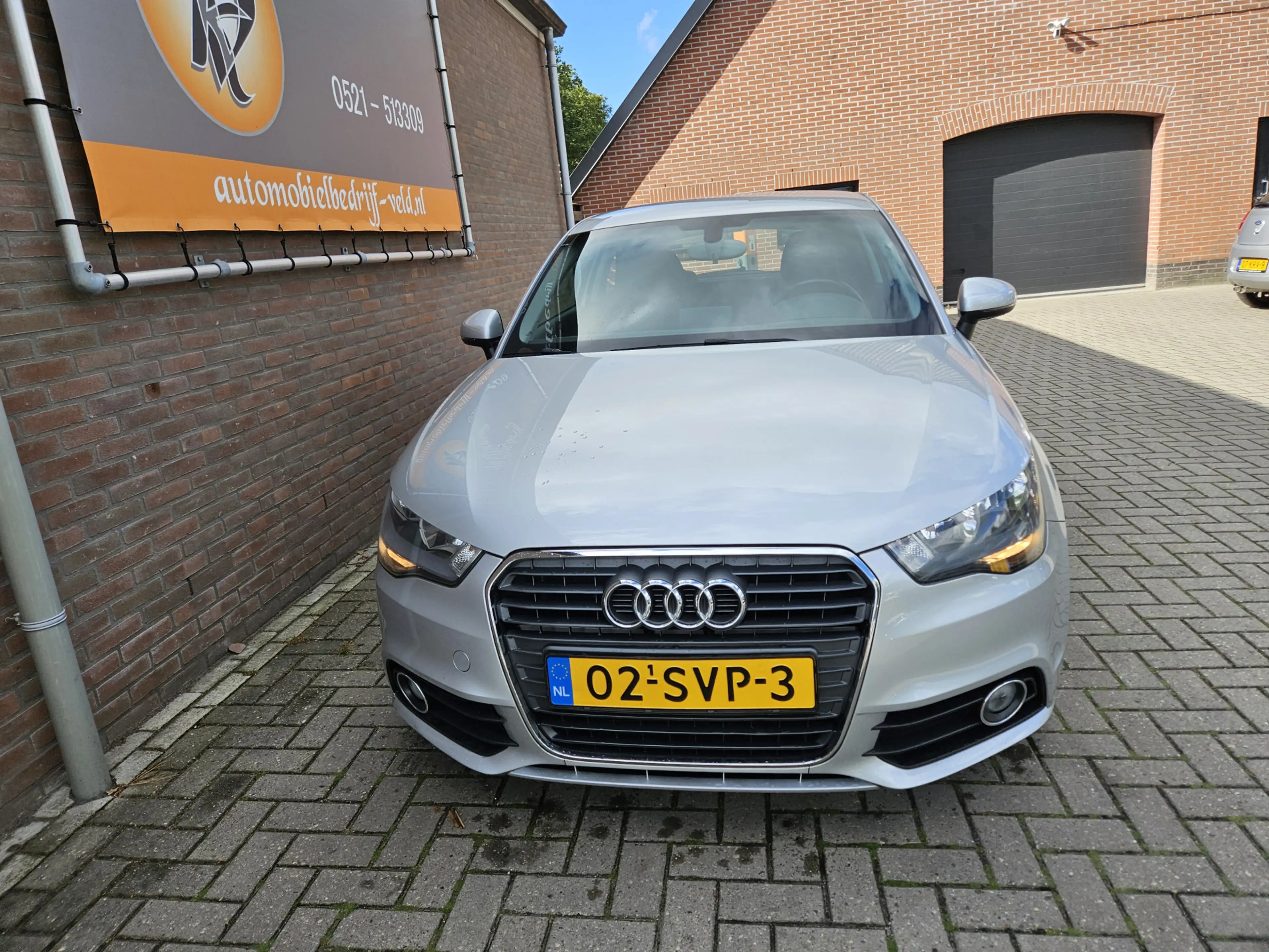 Audi A1 1.2 TFSI Ambition Pro Line Business — photo 2
