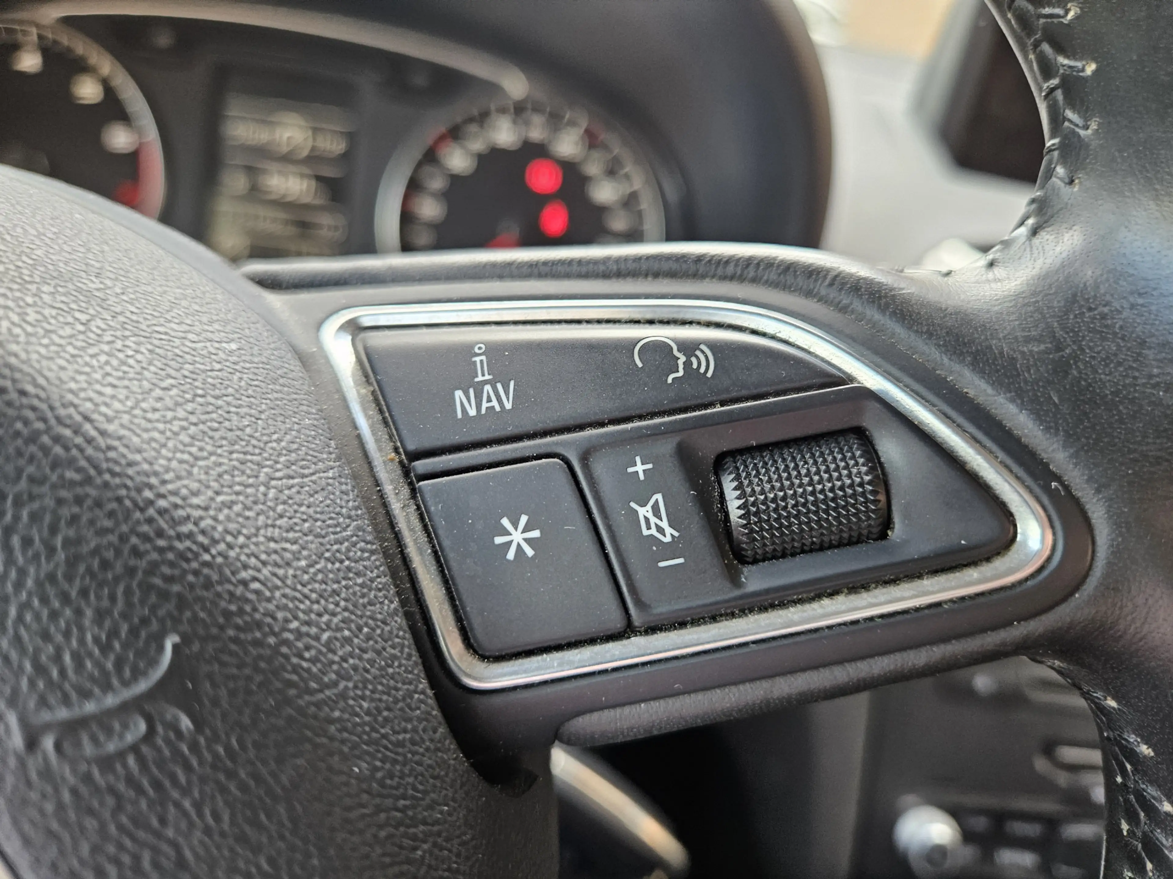 Audi A1 1.2 TFSI Ambition Pro Line Business — photo 12