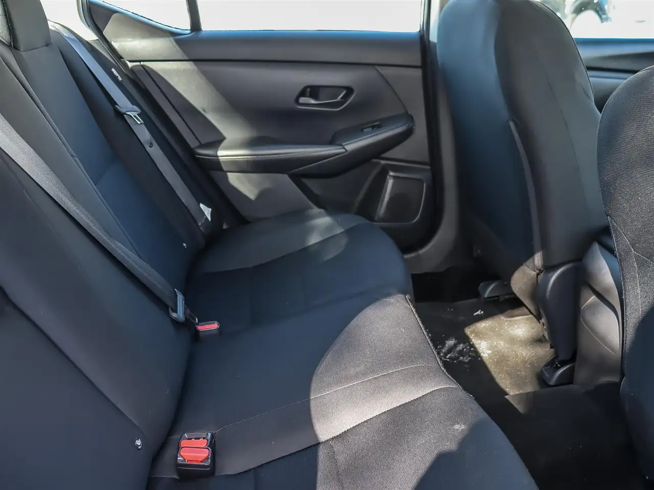 Nissan Sentra снимка Nissan Sentra