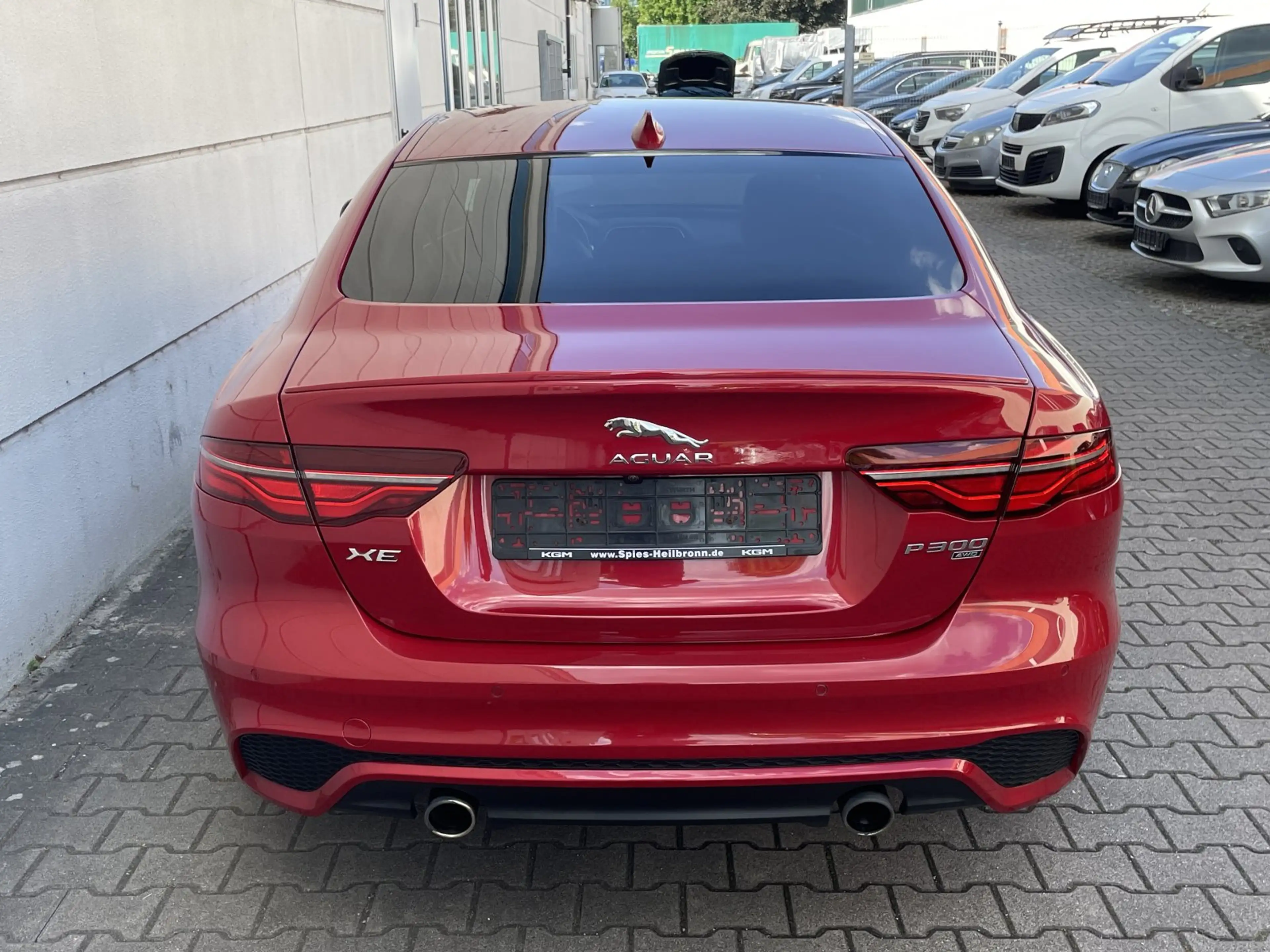 Jaguar XE P300 AWD R-Dynamic S ACC Rkam TotwAss LED — photo 9
