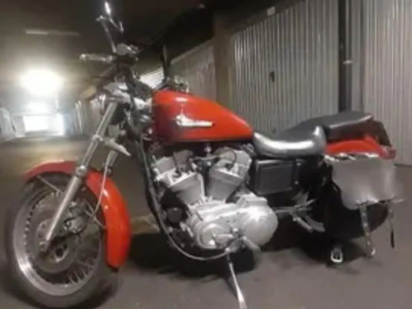 Harley-Davidson Sportster 883 Czerwony - 1