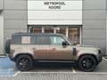 Land Rover Defender // 110 D250 X-Dynamic SE Bruin - thumbnail 8