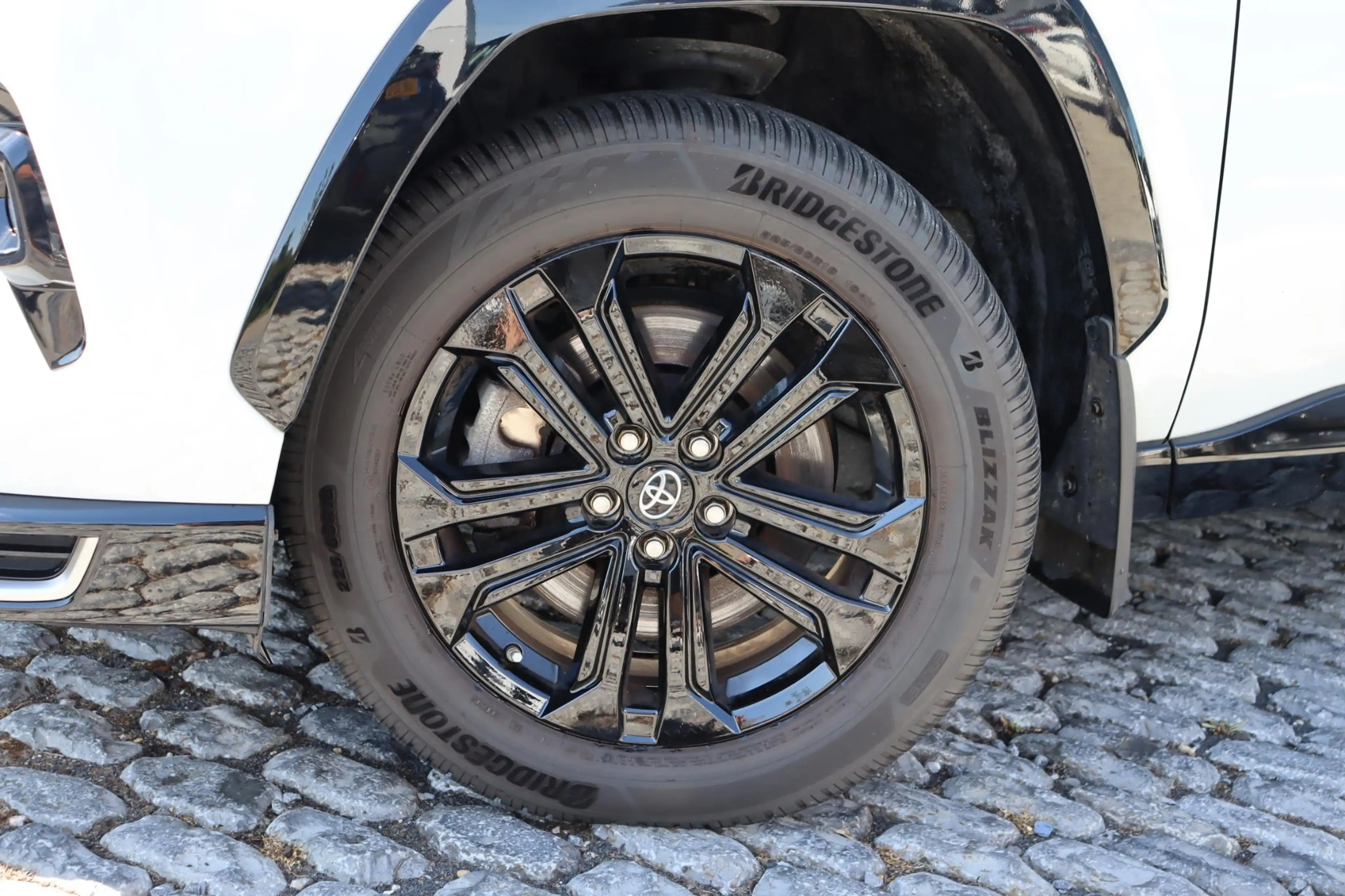 Toyota RAV 4 2.5 Plug-in Hybrid AWD Bi-Tone Plus, Trekhaak — photo 15