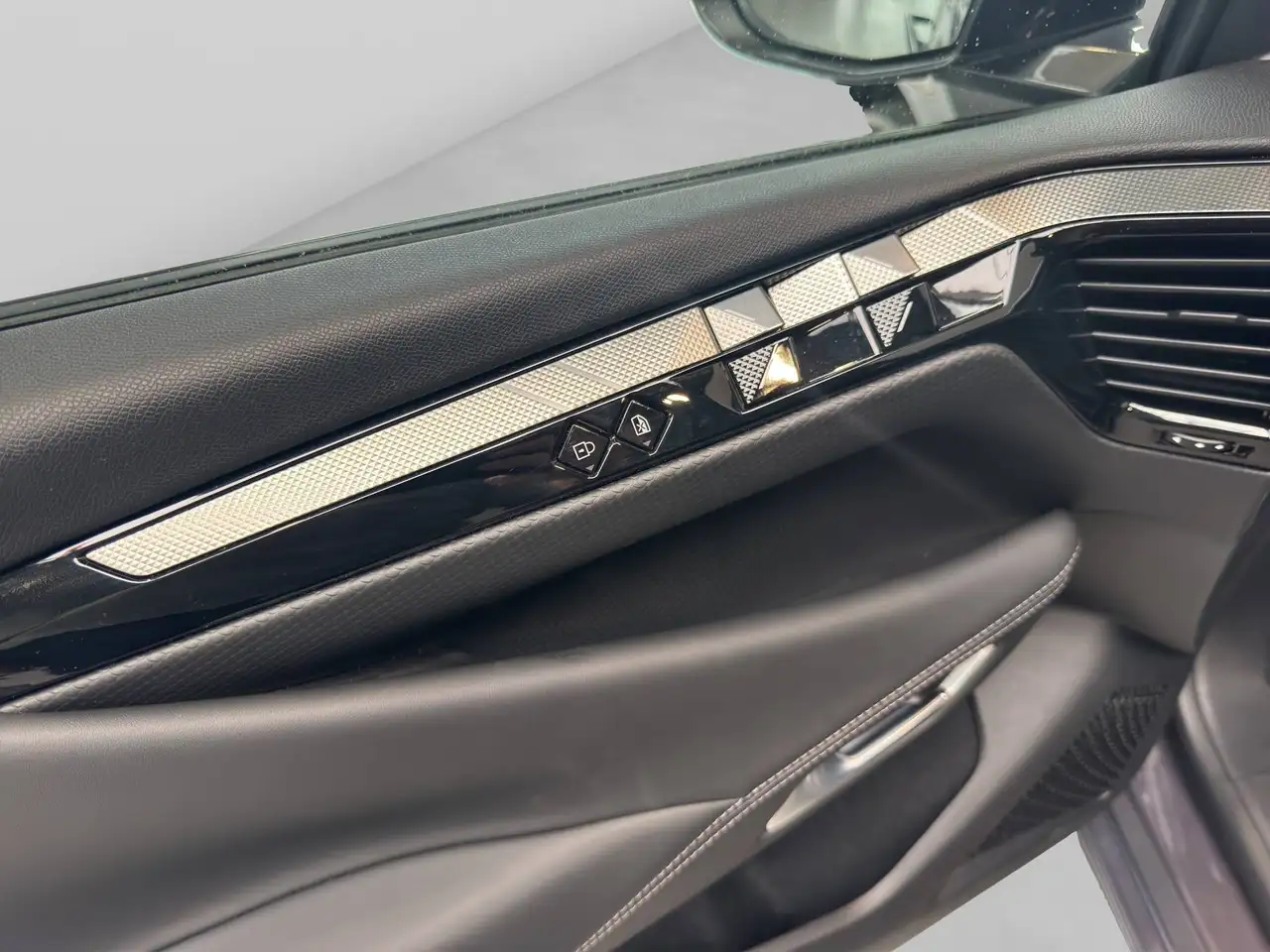 DS 4 E-TENSE PALLAS *SUNROOF*CARPLAY*19"**, миниатюра 22