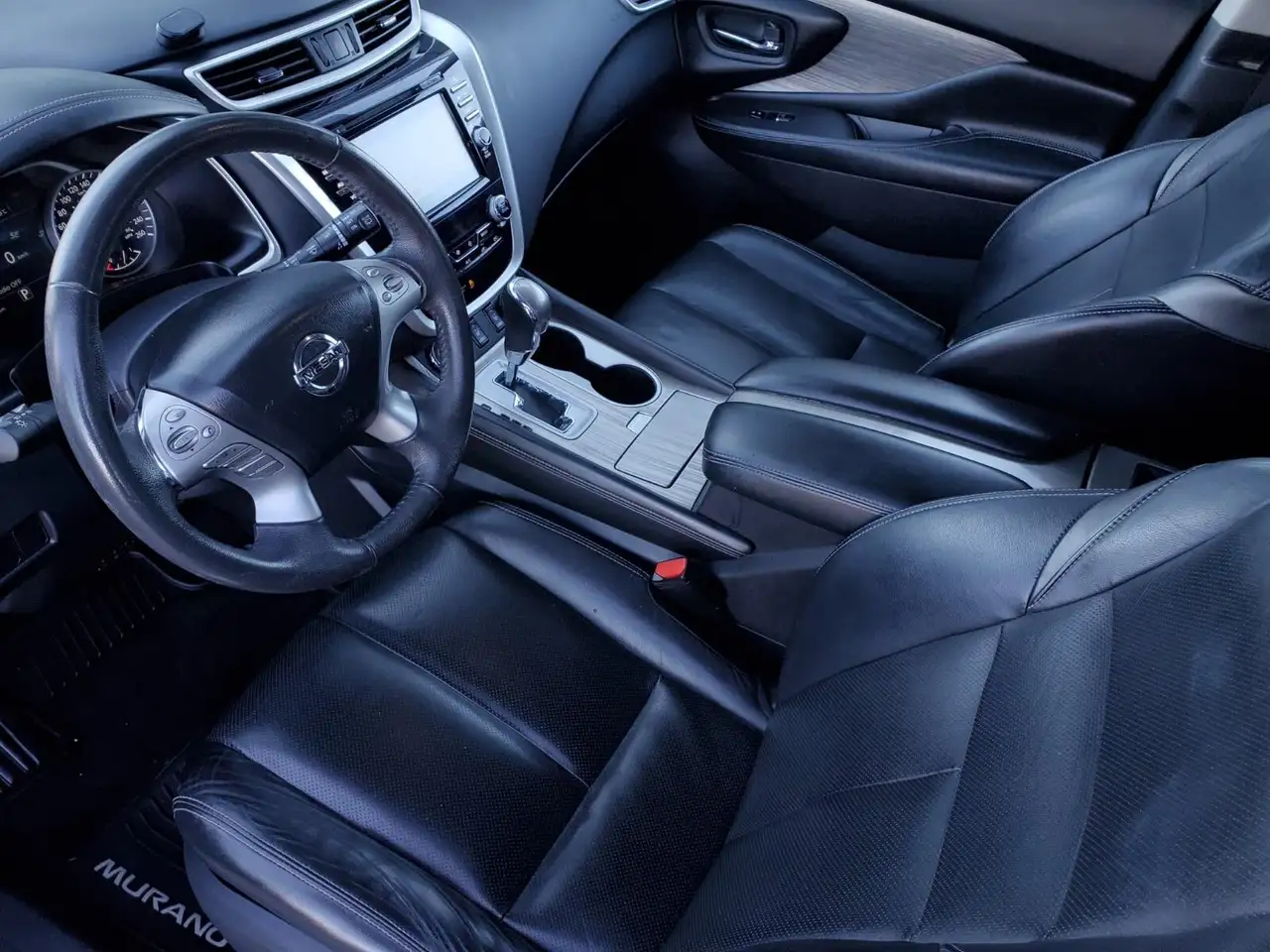 Nissan Murano снимка Nissan Murano
