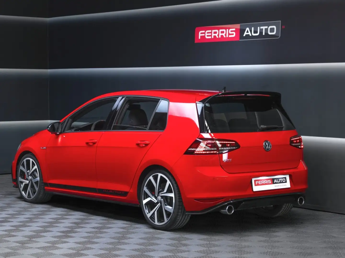 Volkswagen Golf GTI 2.0 TSI ClubSport DSG 265 Rojo - 2