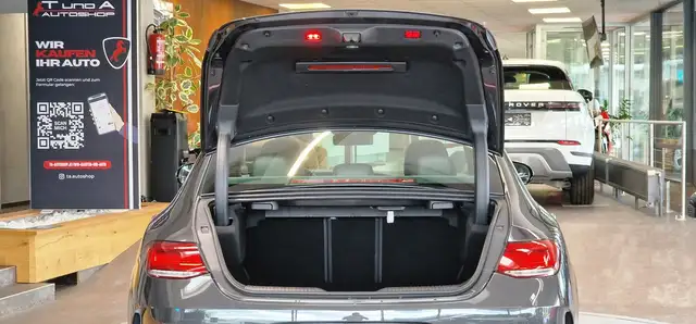 Mercedes-Benz CLS view 10