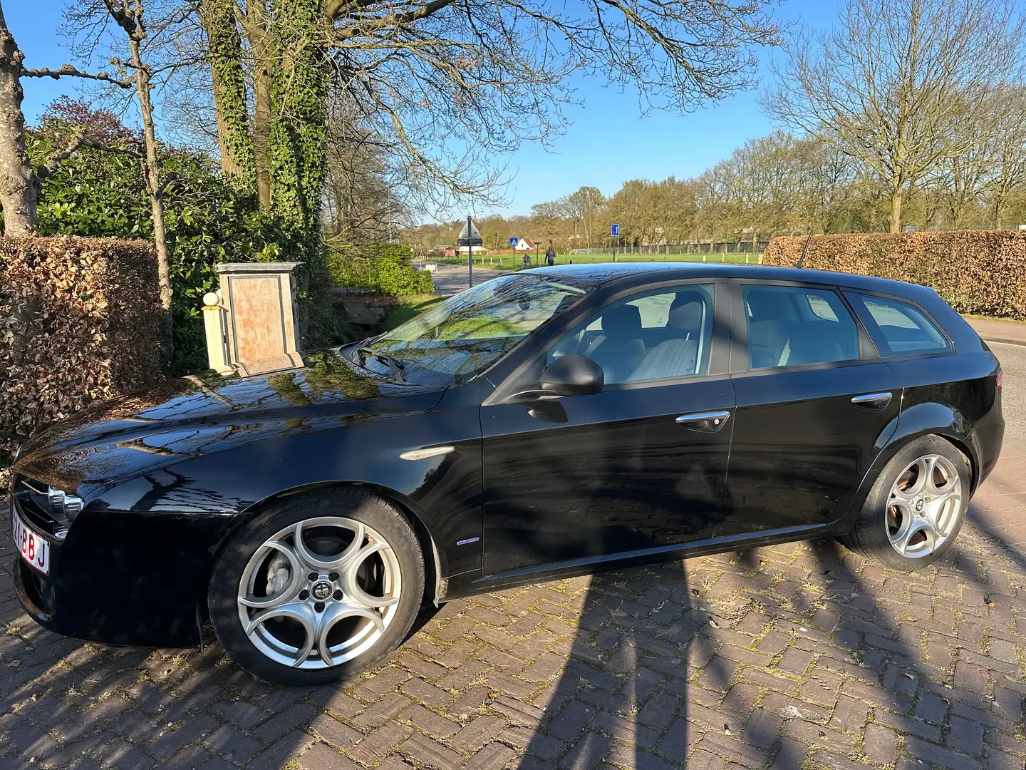 Alfa Romeo 159 2.2i JTS Distinctive Noir - 1