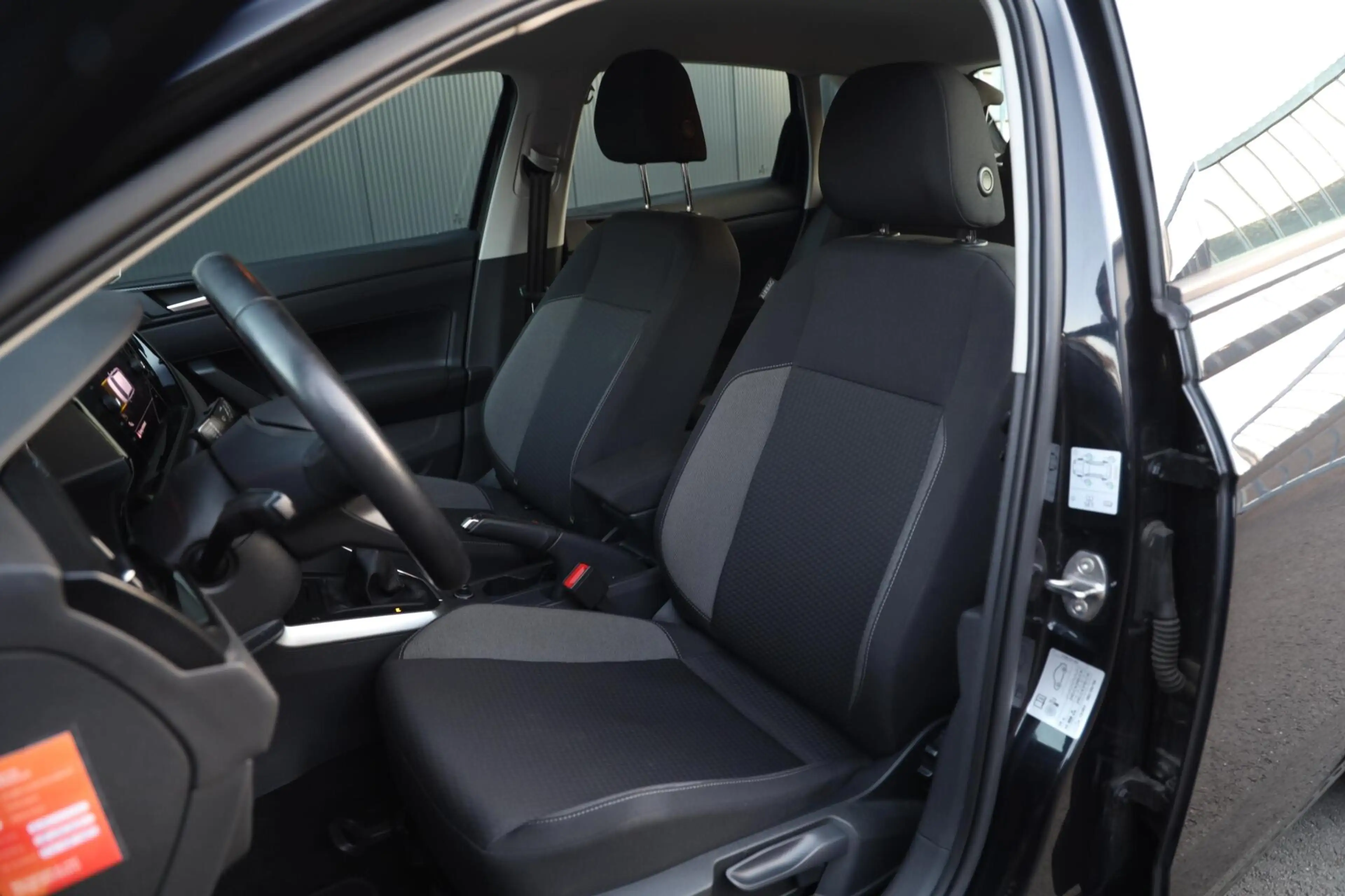 Volkswagen Polo 1.0 TSI 95pk Life Business Clima Stoelverwarming V — photo 4