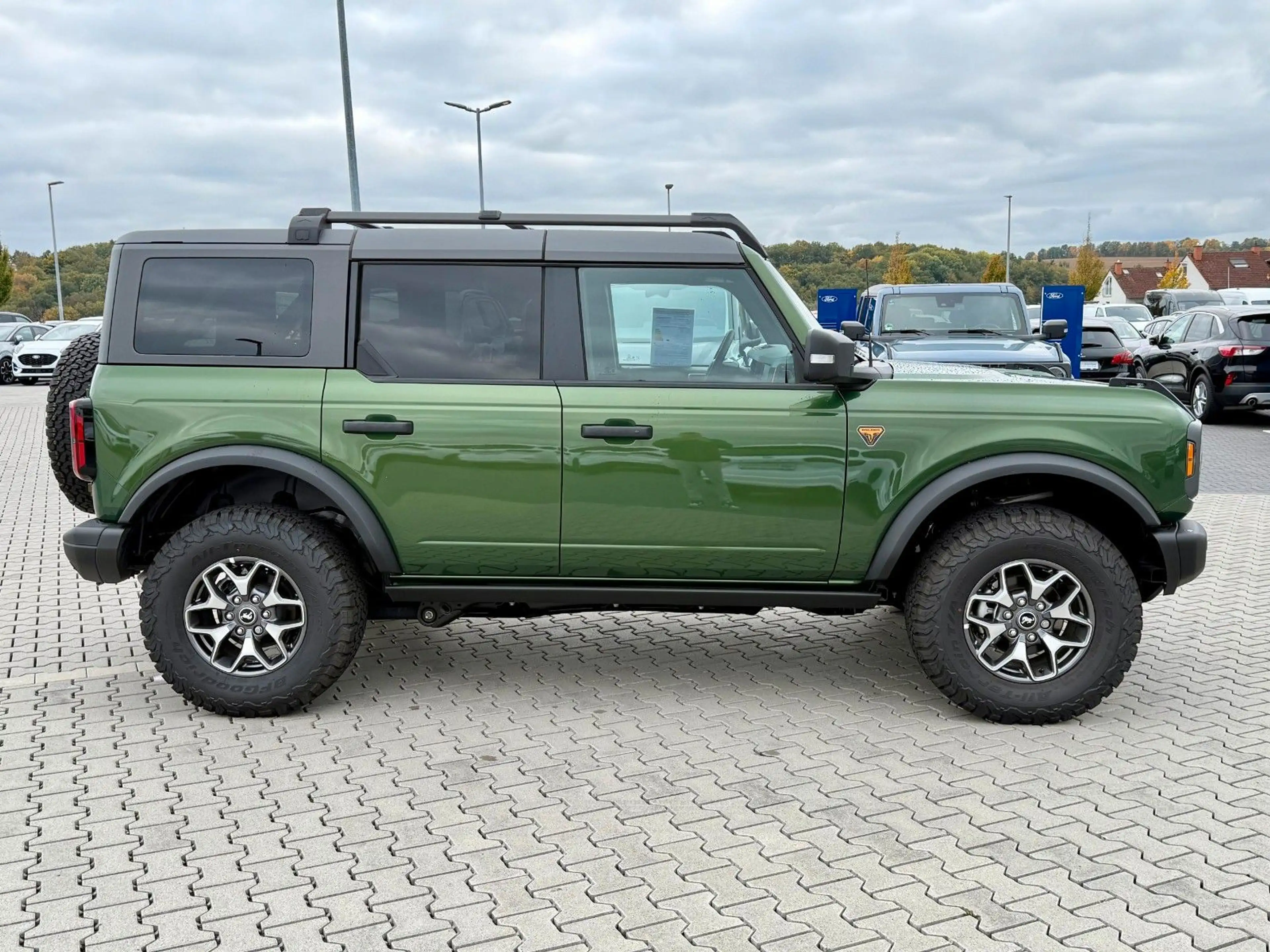 Ford Bronco Badlands V6 Bi-Turbo — photo 10