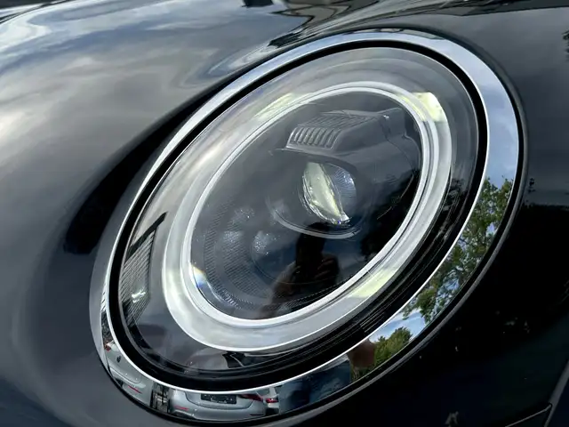 Mini Cooper Cooper view 4