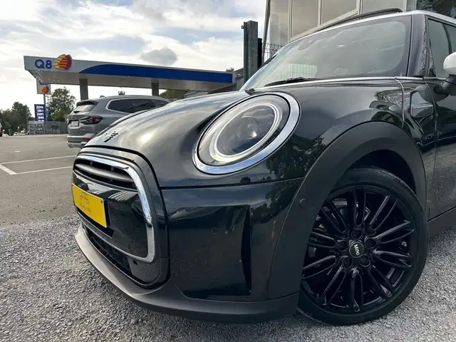 Mini Cooper Cooper view 3
