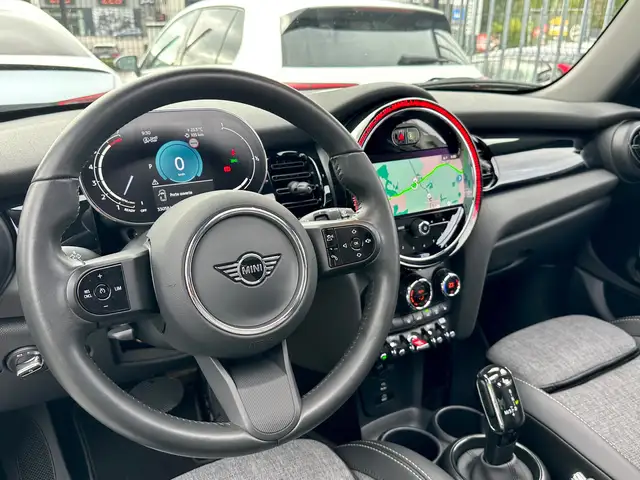 Mini Cooper Cooper view 8