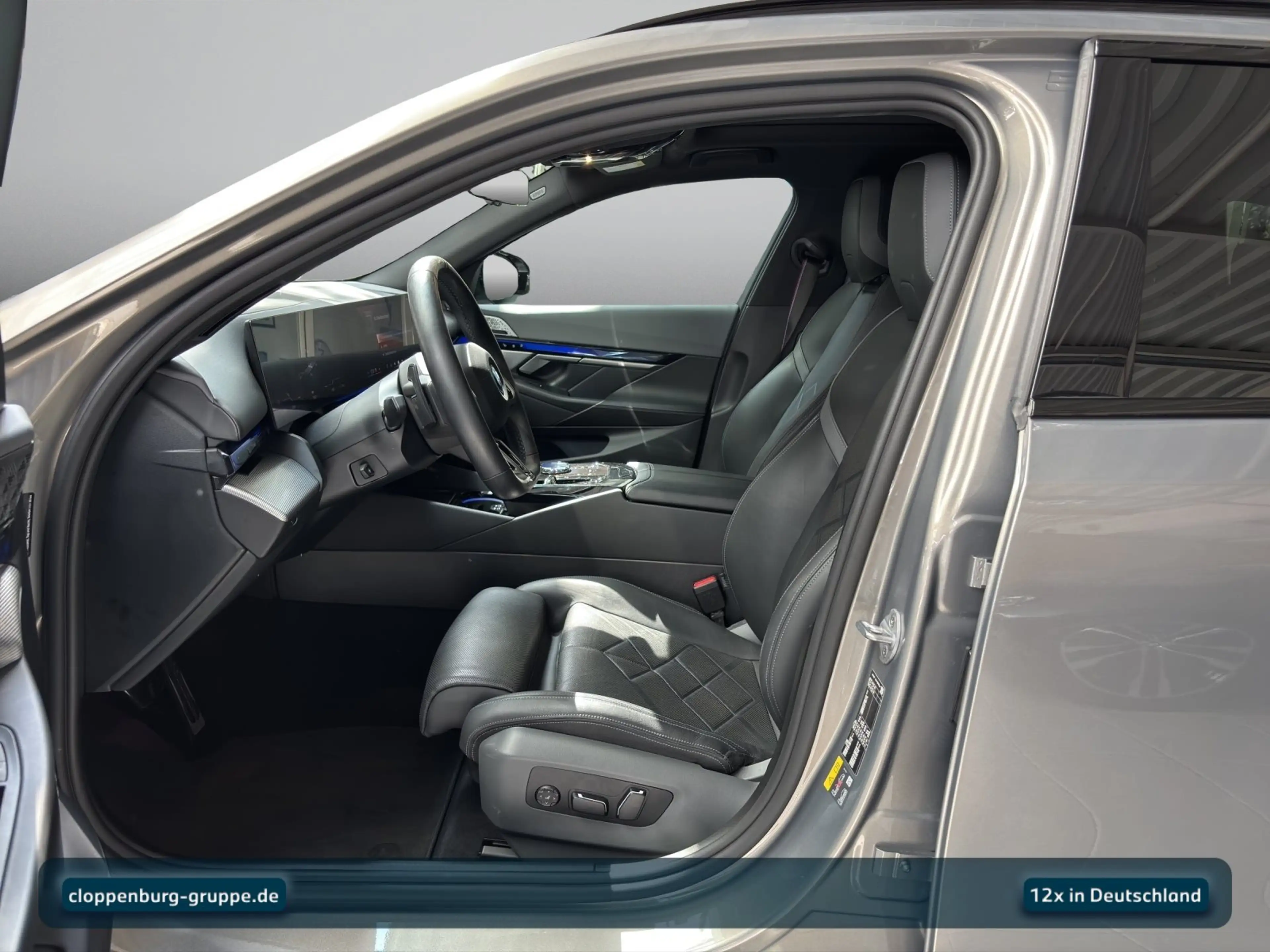 BMW i5 eDrive40 Head-Up+AHK+Navi+Luft+Pano+360°+ACC — photo 12